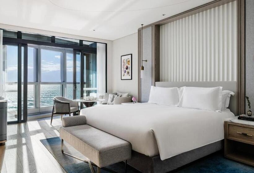 هتل The Langham, Gold Coast And Jewel Residences