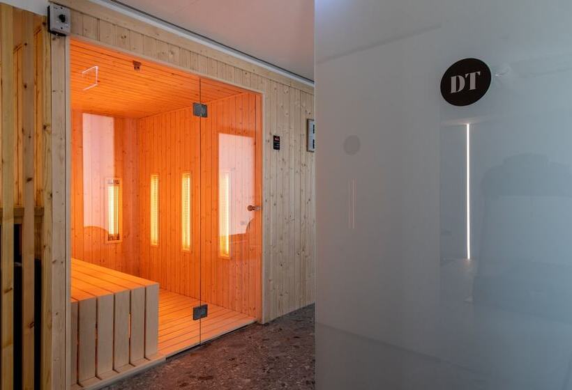 ホテル Three Corners Downtown