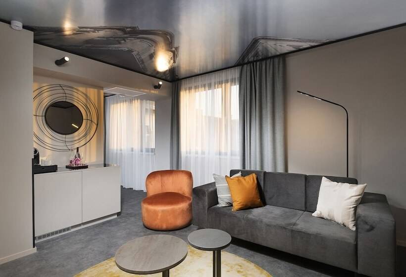 ホテル Three Corners Downtown