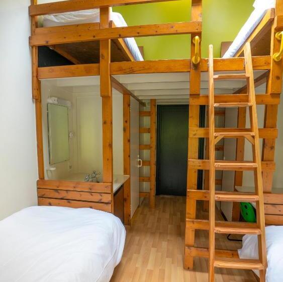 Iou Hebden Bridge Vegetarian Hostel