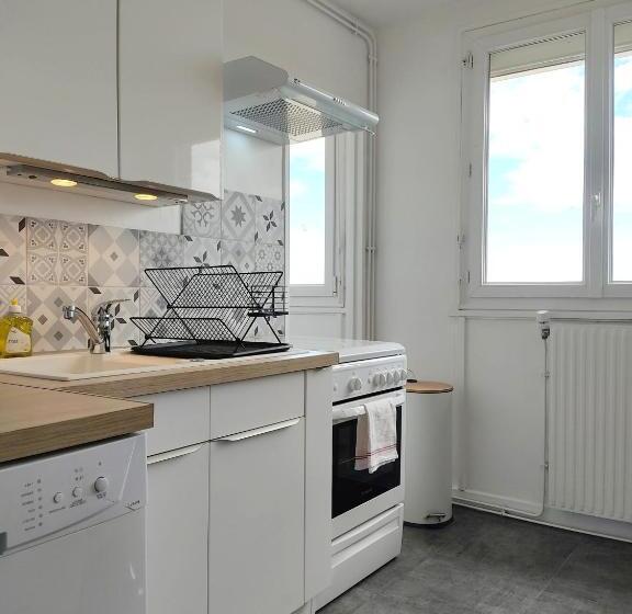 Le Thourottoiscentre Villewifispacieuxconfort Saint Gobain