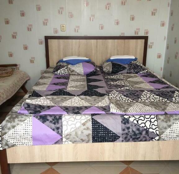 پانسیون гостевой дом кристина