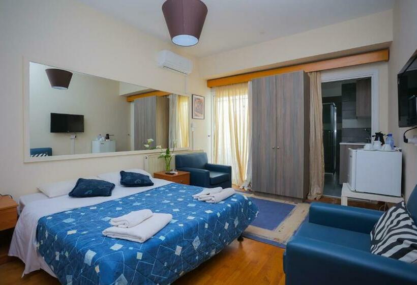 Пансион Mouktaris Suites