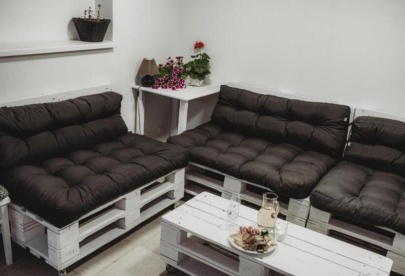 بنسيون Vinný Sklep Rozárka