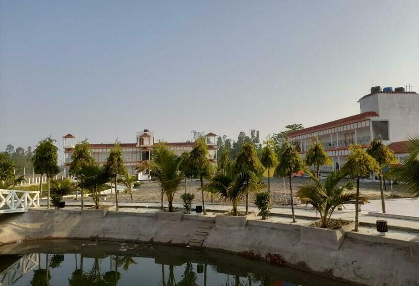 Sdd Suranjana Resort