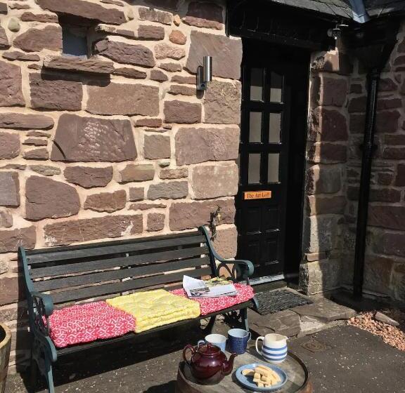 The Art Loft, Crieff: Town Centre Apartment