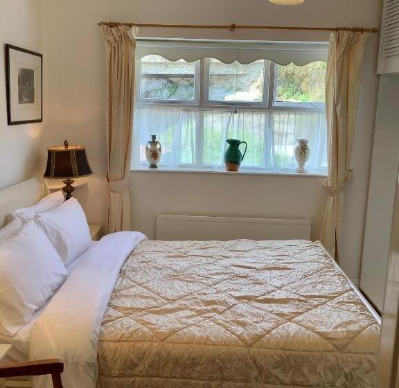 The Gallery B&b, The Glen, Kinsale ,county Cork