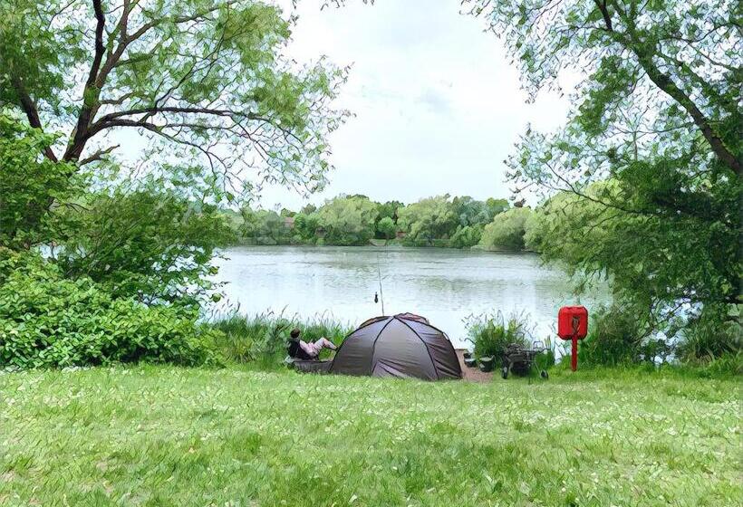 The Lake House, Woking