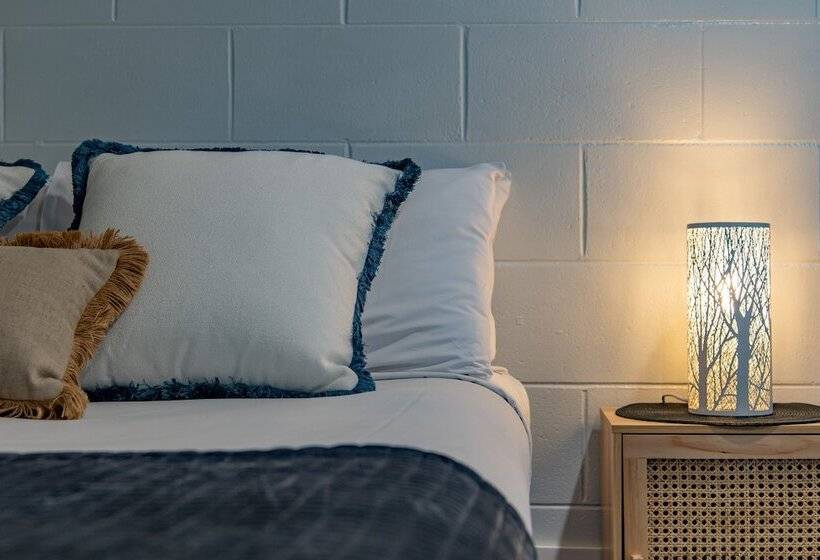 Airlie Sun & Sand Accommodation #4