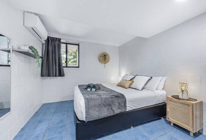 Airlie Sun & Sand Accommodation #4