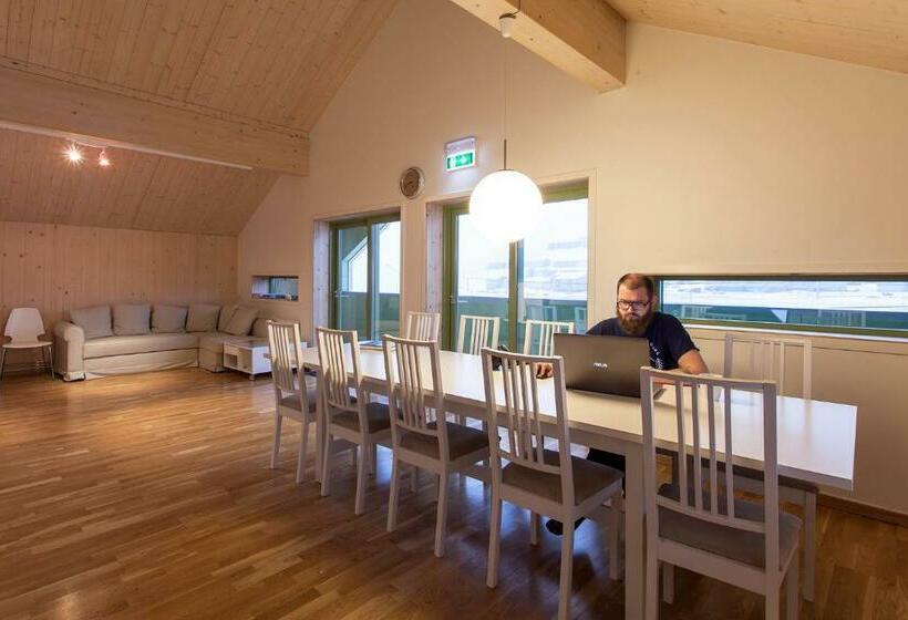 هاستل Russkiy Dom