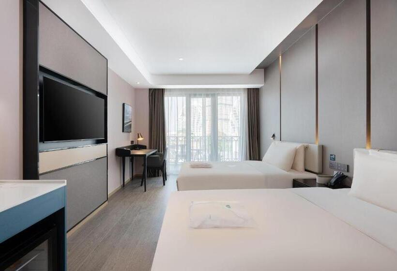 Atour Hotel Xishuangbanna Jinghong Gaozhuang Starlight Night Market