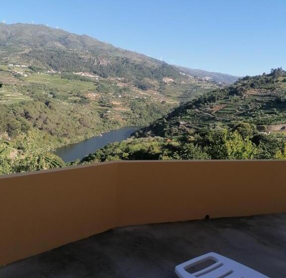 Casa Avós D Ouro   Barqueiros, Mesão Frio, Douro