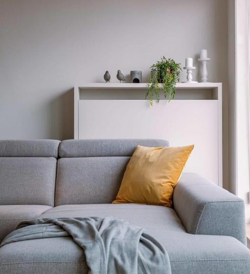 Charming Apartment Near The Beach With Balcony