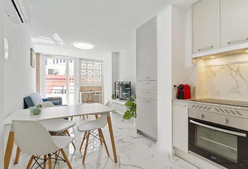 Cozy Beach Apartment