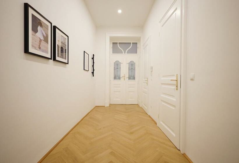 Heymi Apartments Zentagasse