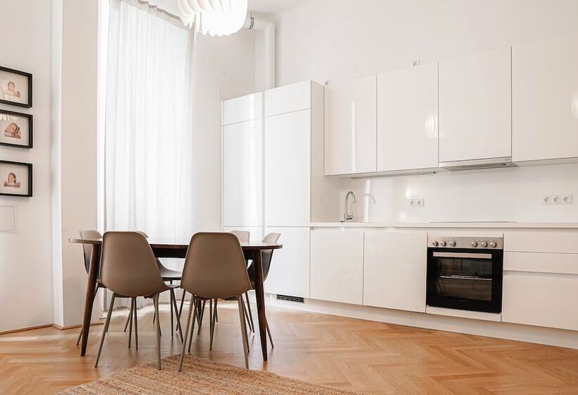 Heymi Apartments Zentagasse