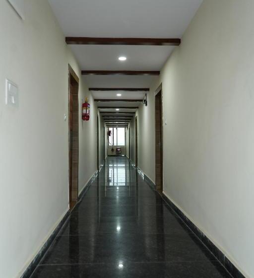 هتل 5 Star Grand  Premium