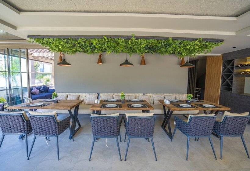 Antalya City Hotel & Spa +12