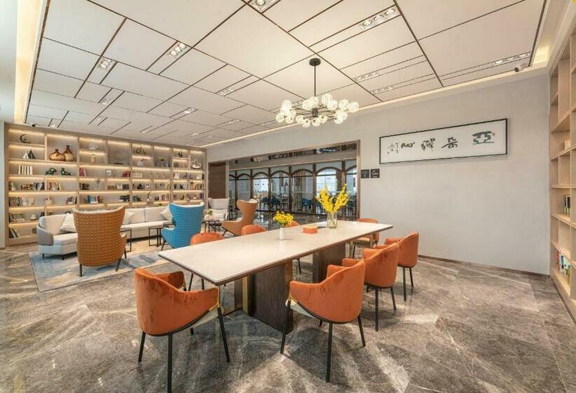 Atour Hotel Kashgar Ancient City Pedestrain Street