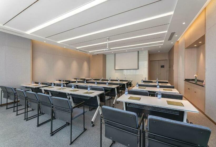 Atour Hotel Kashgar Ancient City Pedestrain Street