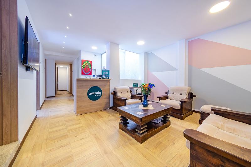 Отель Ayenda De La Calle Real