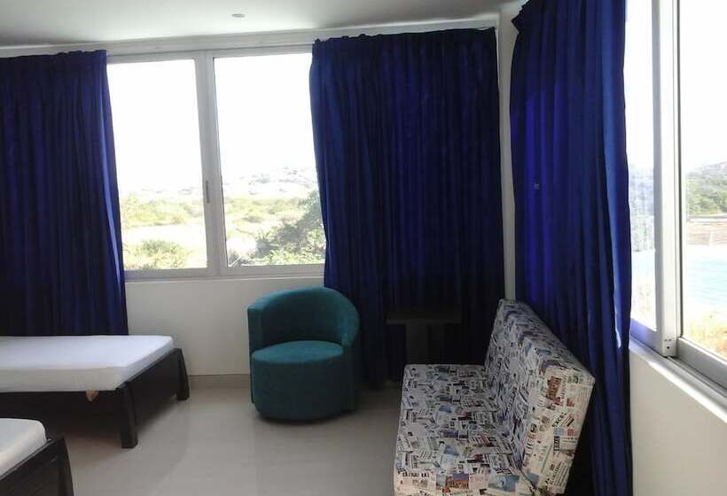 호텔 Campestre El Cisne