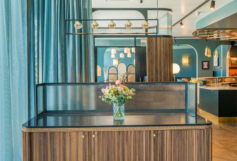 בית מלון כפרי D Bulle  La Gruyere