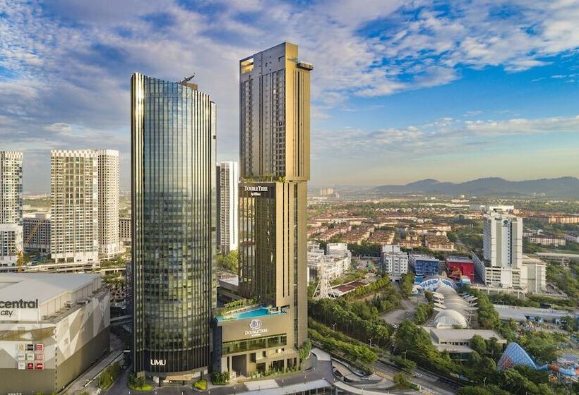 בית מלון כפרי Doubletree By Hilton Shah Alam I City