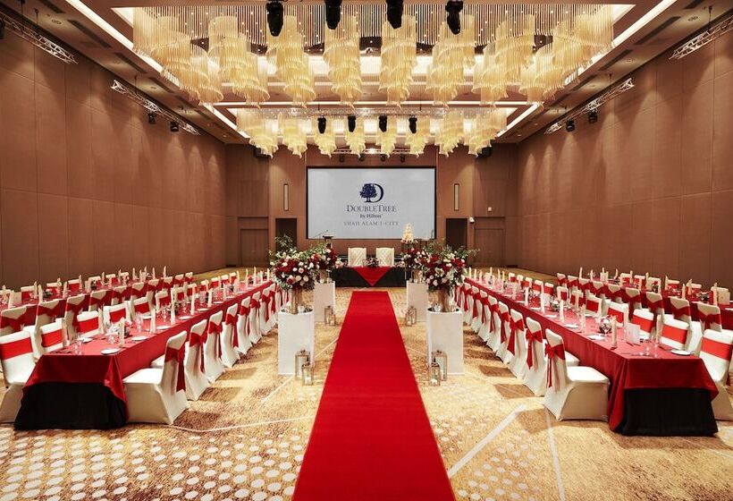 هتل Doubletree By Hilton Shah Alam I City