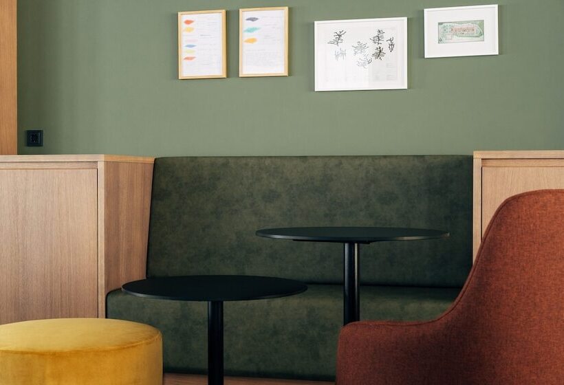 Отель Galántha