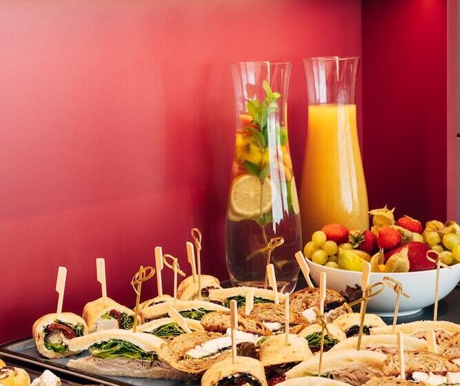 Отель Galántha