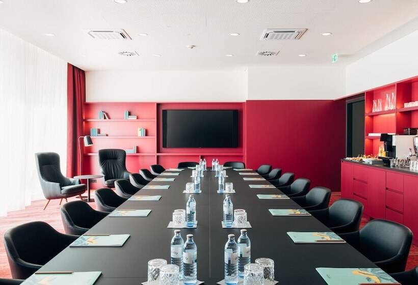 Отель Galántha