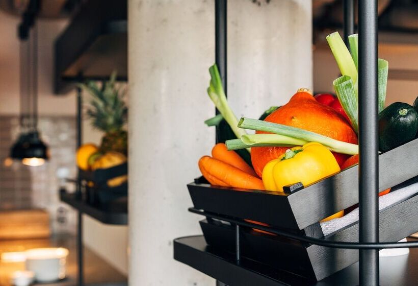 Отель Galántha