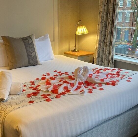 בית מלון כפרי Gregory By The Warren Collection