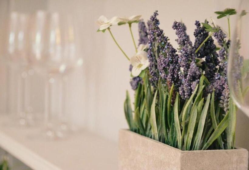 בית מלון כפרי Gregory By The Warren Collection