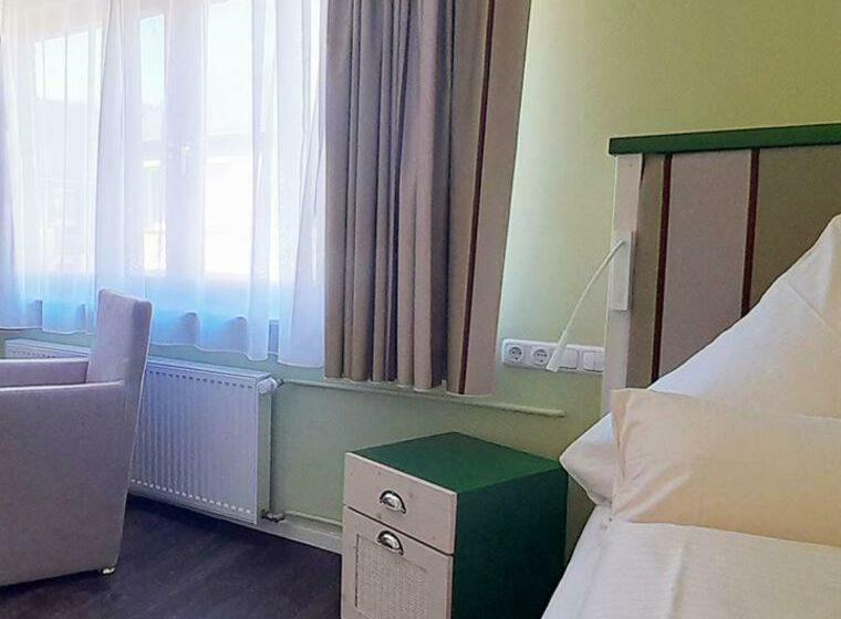 فندق Insulaner Dependance