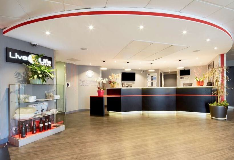 호텔 Kyriad Paris Saint Ouen