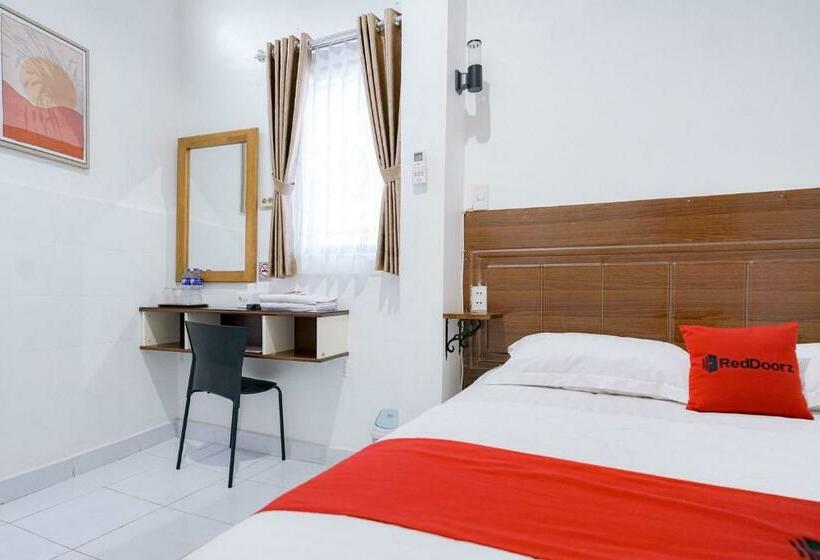 בית מלון כפרי Reddoorz Near Pantai Pandan Sibolga