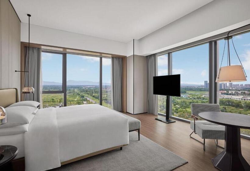 هتل Sheraton Chengdu Pidu