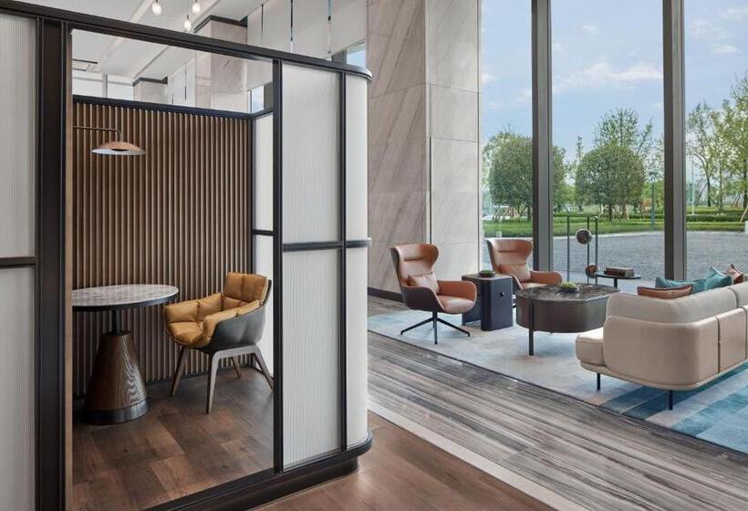 هتل Sheraton Chengdu Pidu