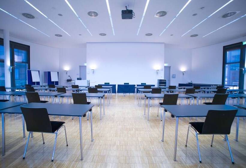 Отель Sportcampus Saar