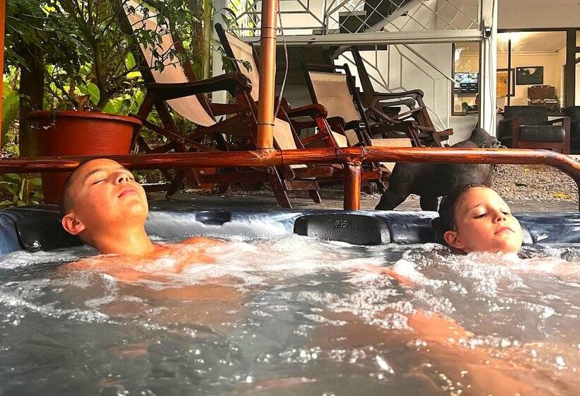 בית מלון כפרי Val