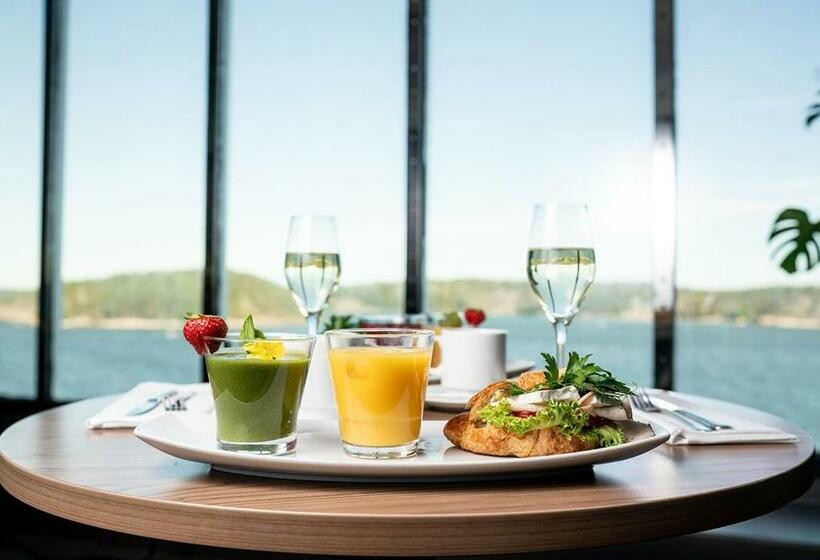 호텔 Viking Line Ferry Gabriella   One Way Journey From Stockholm To Helsinki