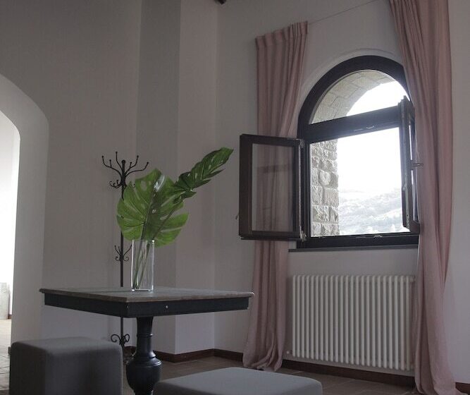 Ht Castello Di Campolongo