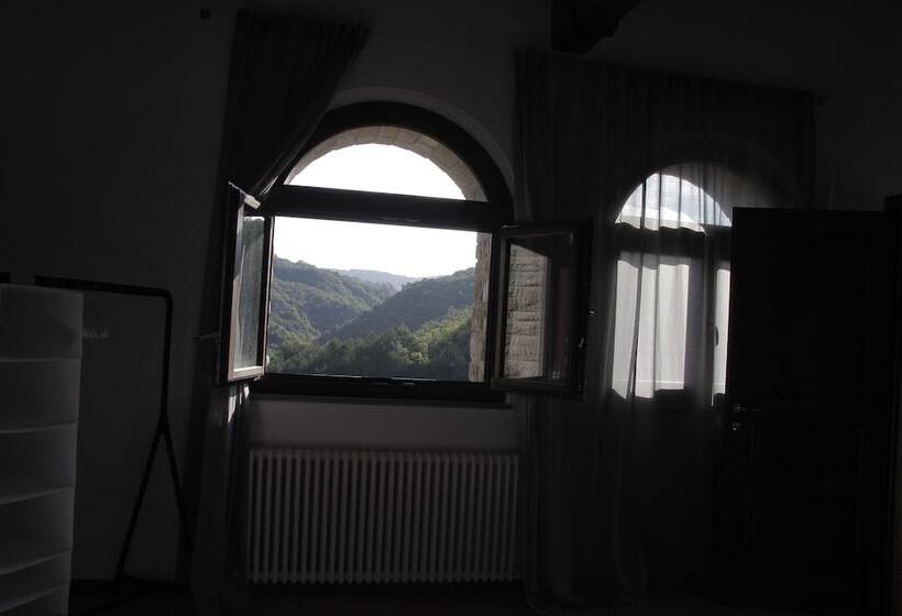 Ht Castello Di Campolongo