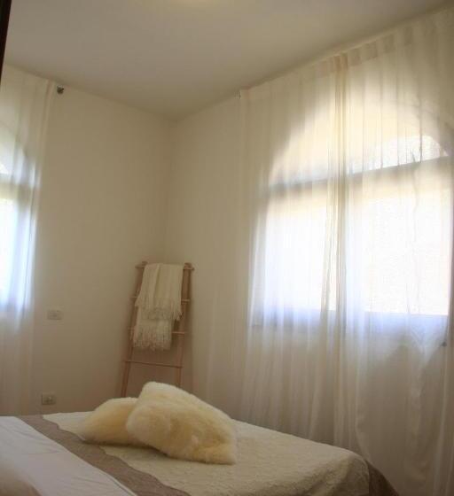 Ht Castello Di Campolongo