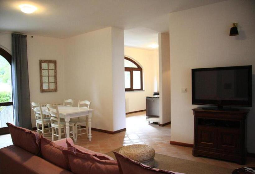 Ht Castello Di Campolongo