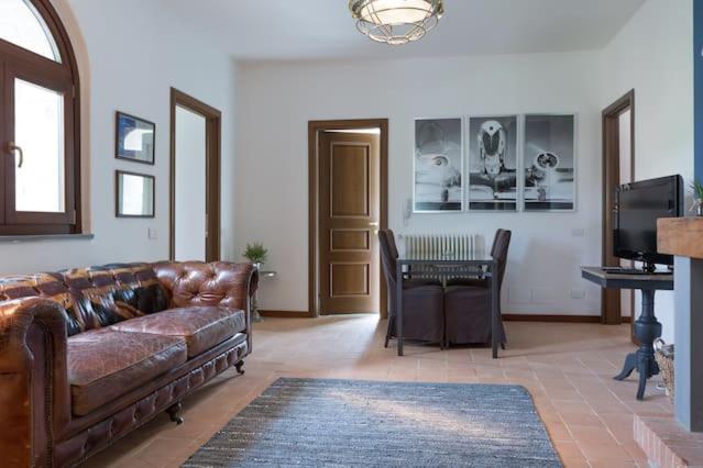 Ht Castello Di Campolongo