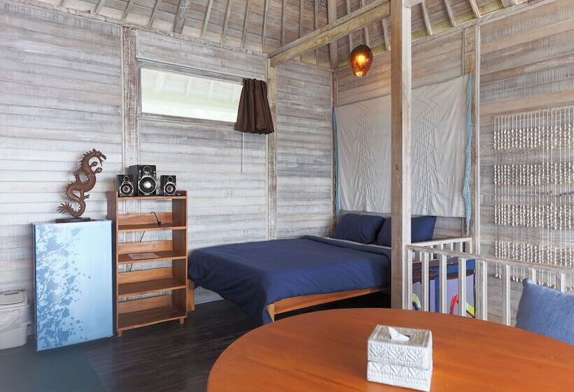 Lembo Lagoon Bungalows